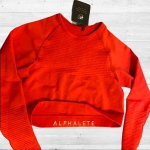 NWT ALPHALETE Long sleeve seamless crop top